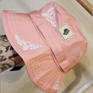 Darc Sport Bucket Hat Cherry Blossom